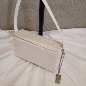 Pinky & Dianne Handbag